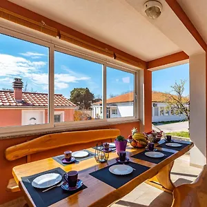 Nekic Apartmán Posedarje